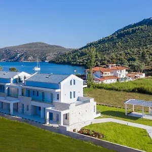 notia-luxury-living.hotelschalkidiki.net/