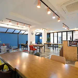 sunny-hill-hostel-hongdae.hotels-seoul.net/